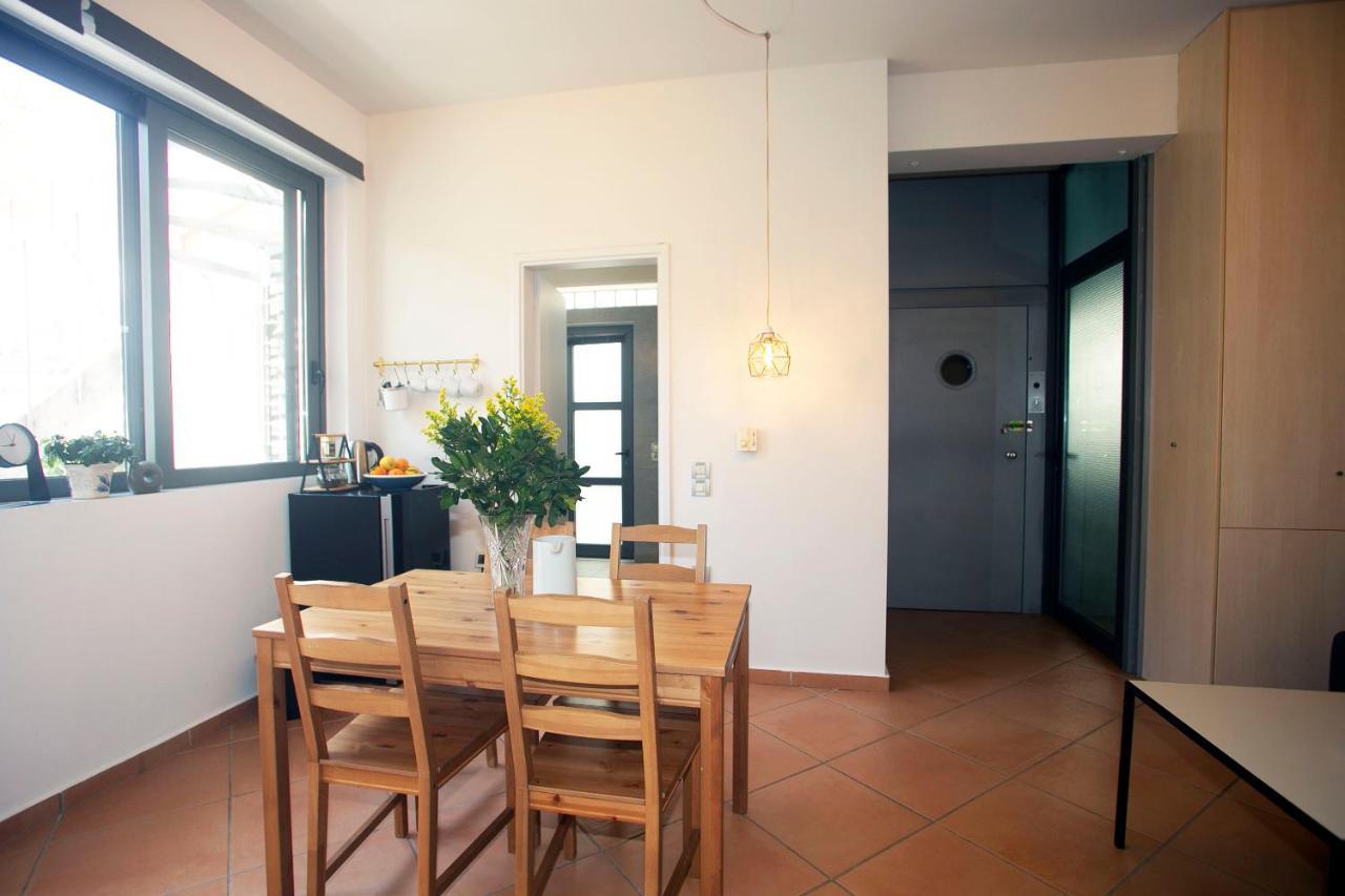 אתונה Spacious Suite With Luxury Bath מראה חיצוני תמונה