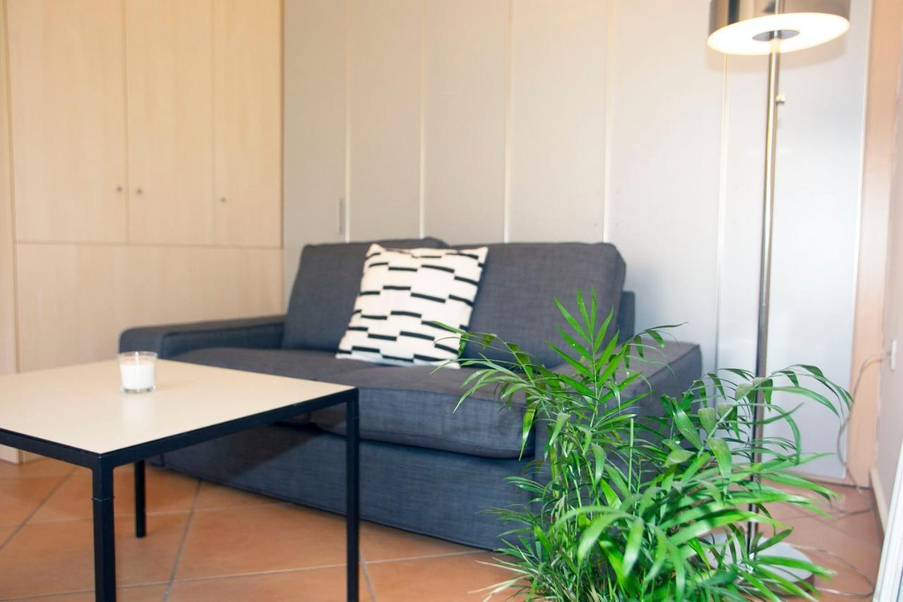 אתונה Spacious Suite With Luxury Bath מראה חיצוני תמונה