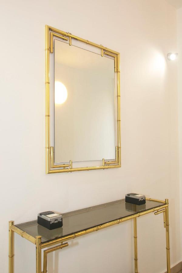אתונה Spacious Suite With Luxury Bath מראה חיצוני תמונה