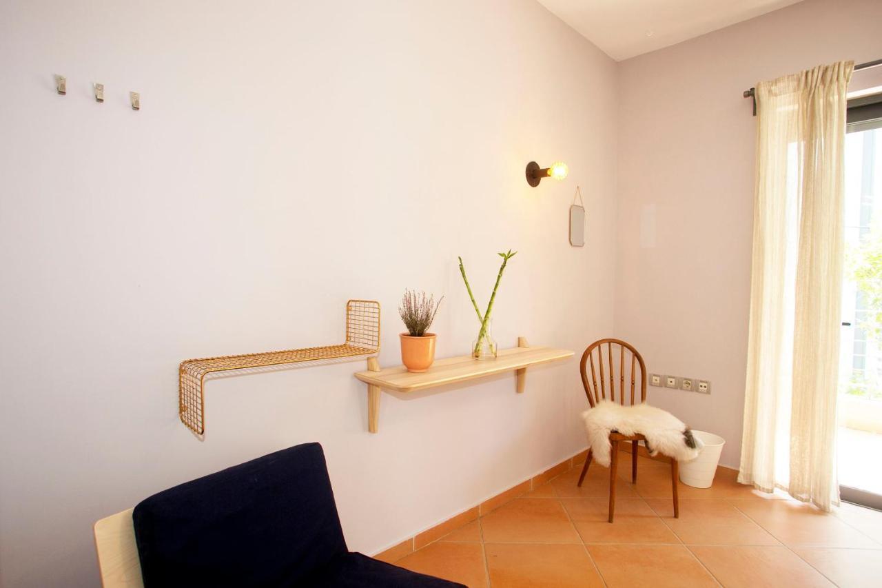אתונה Spacious Suite With Luxury Bath מראה חיצוני תמונה