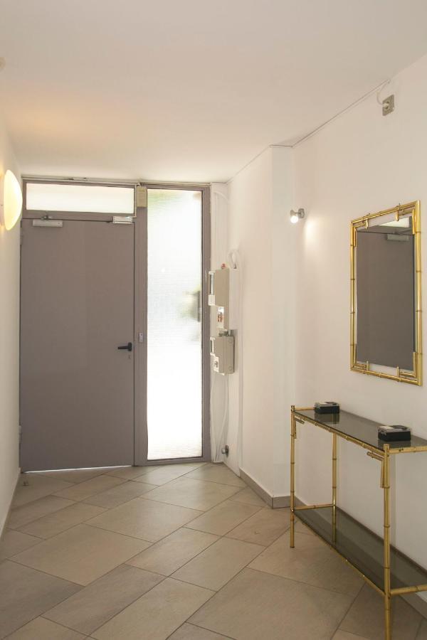 אתונה Spacious Suite With Luxury Bath מראה חיצוני תמונה